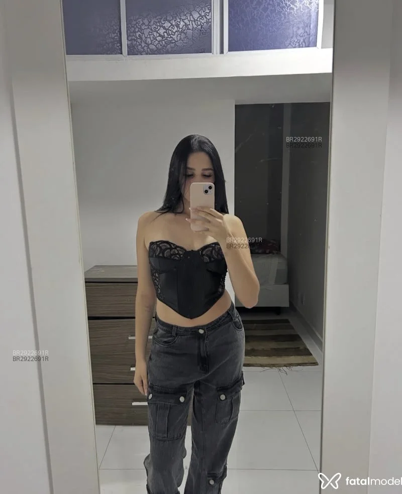 Acompanhante morena magra em São Paulo