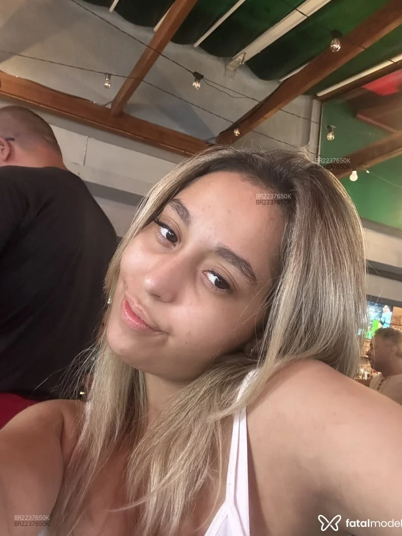 Acompanhante morena magra em Santo André
