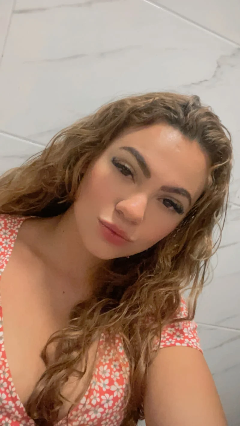 Acompanhante morena magra em São Paulo