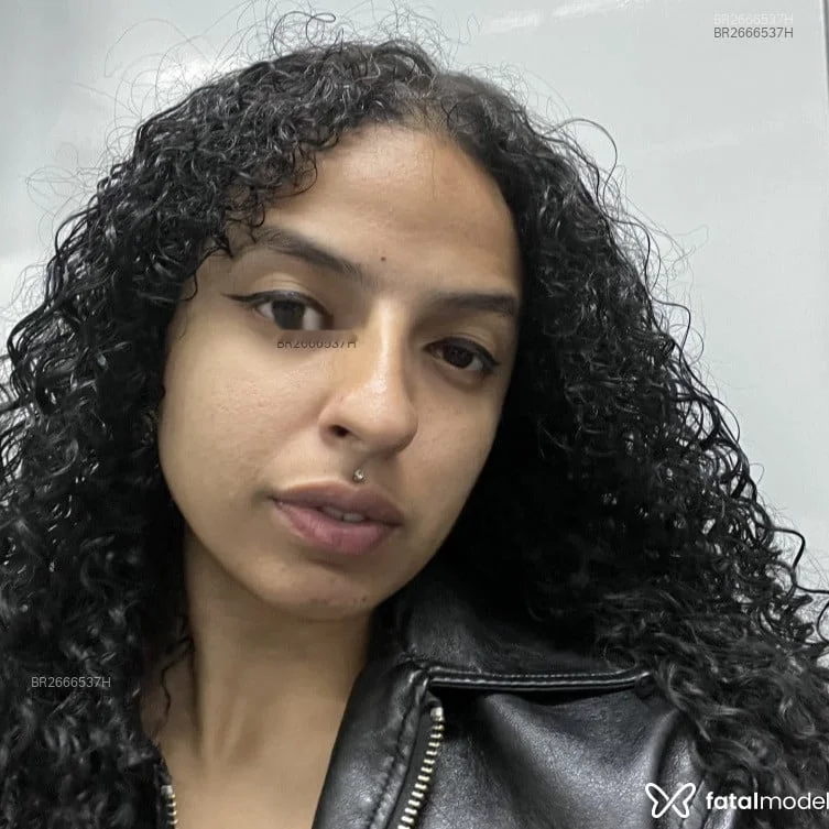 Acompanhante morena magra em São Paulo