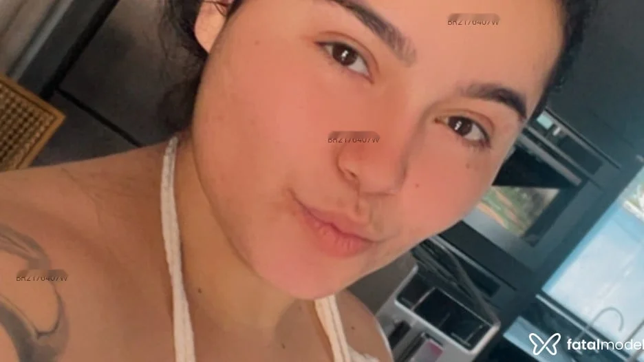 Acompanhante morena magra em São Paulo